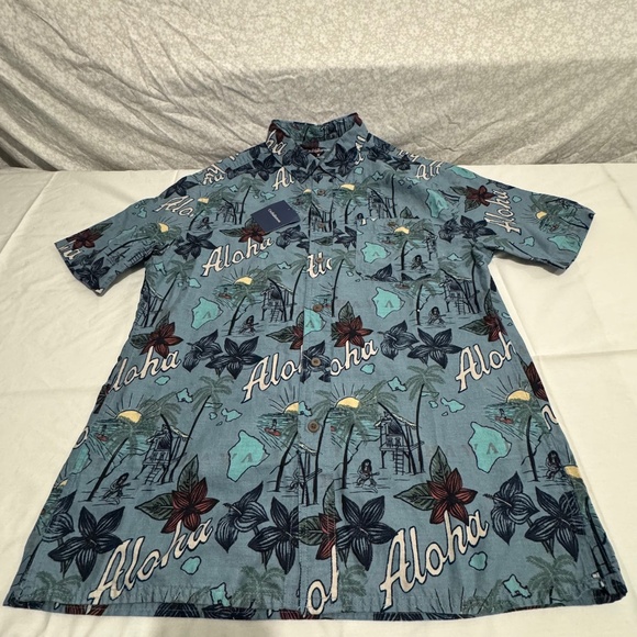 croft & barrow polo shirt with beach and floral design size medium Hawaii beach - Picture 1 of 5